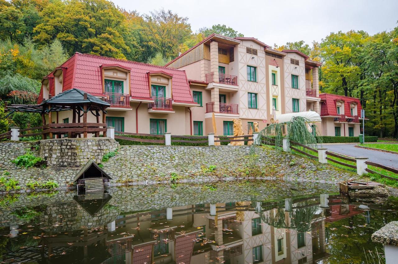 Hotel Loucky Litvinov Ngoại thất bức ảnh