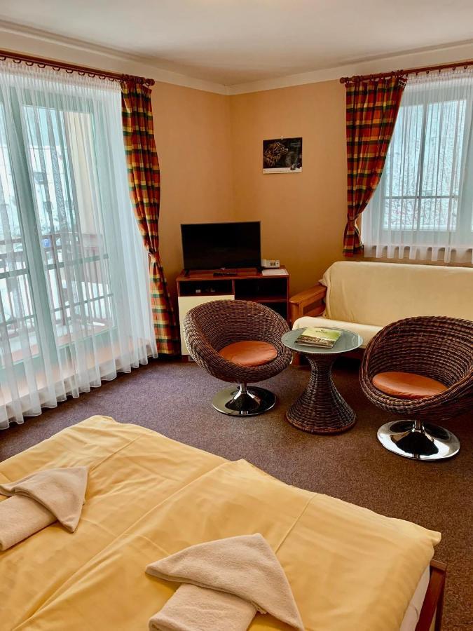 Hotel Loucky Litvinov Ngoại thất bức ảnh